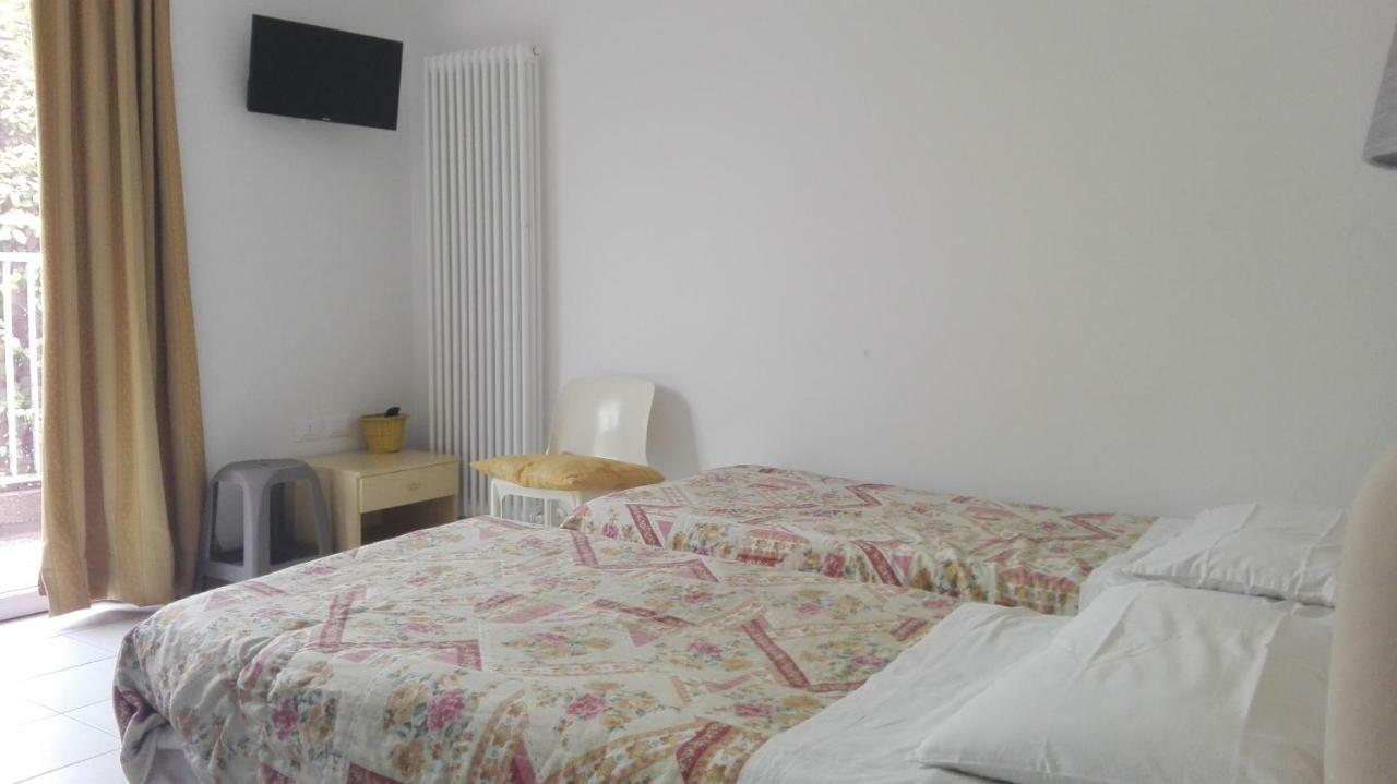 ريفا ديل غاردا Residence Ambra المظهر الخارجي الصورة